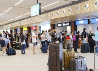 Indian Australians at Airport, Picture Source: @CANVA